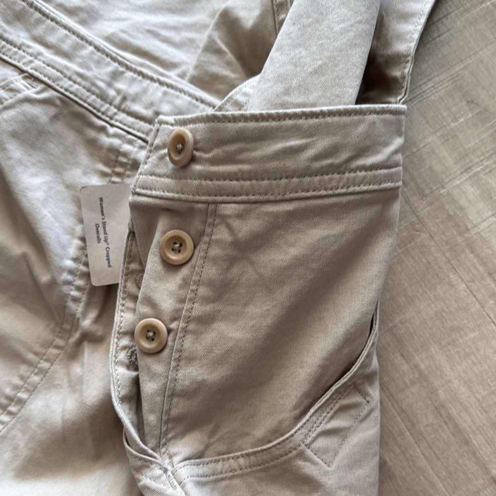 Stylish Tan Women's stand up cropped Patagonia Overalls - Picture 3 of 6